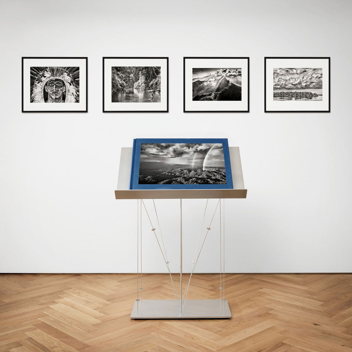 Sebastião Salgado. Amazônia. Art Edition No. 201–300 ‘Marauiá Mountain Range’ Taschen